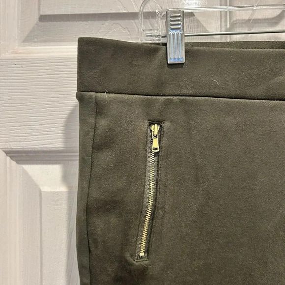 NWT LOFT High Rise Faux Suede Leggings Dark Caper Olive Green Large Gold Zipper - Picture 4 of 9